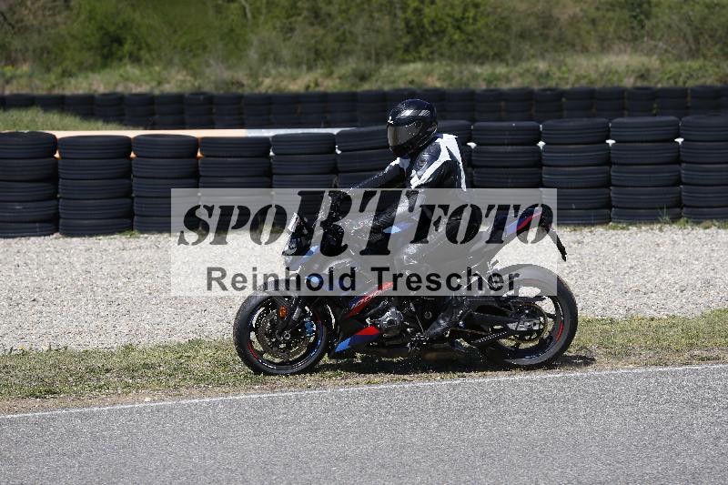 /05 07.04.2026 Cornu Master School ADR/Gruppe rot/11